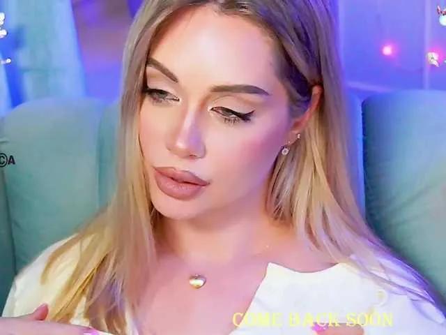 Freechat 0------0 on BongaCams