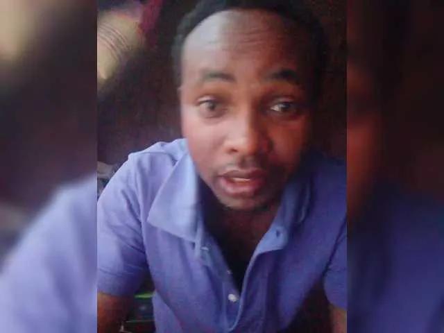 Freechat Aiiina on BongaCams