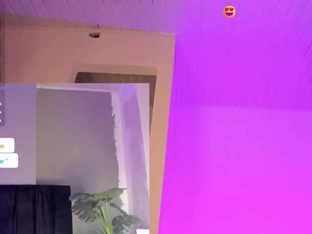 Arianna-3 on BongaCams 