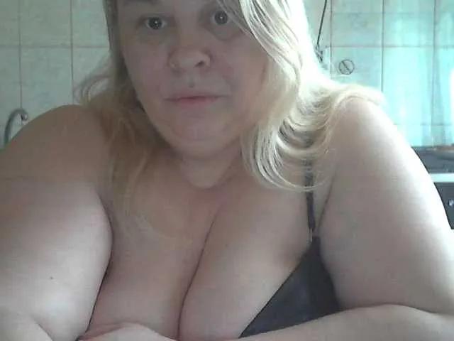 Freechat AriannaMilf on BongaCams