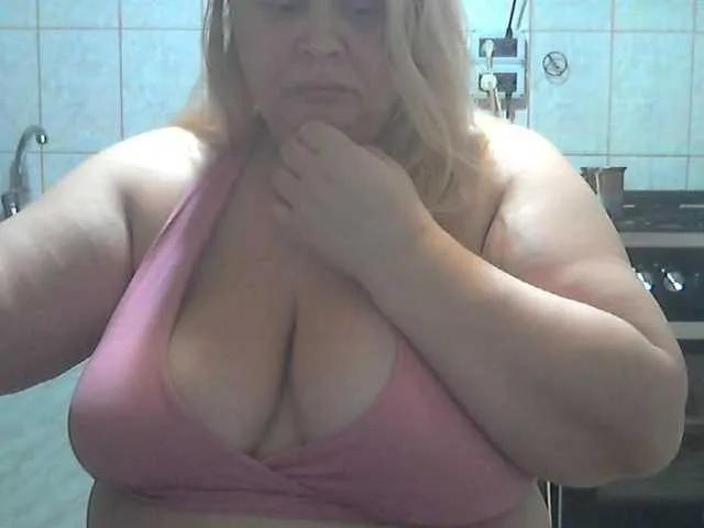 Freechat AriannaMilf on BongaCams