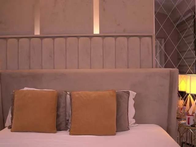 Offline BlairSander on BongaCams