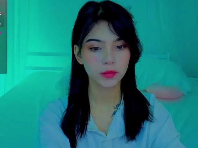 Freechat CoralineJones on BongaCams