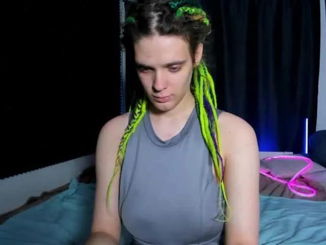 Offline KIKIKrash on BongaCams