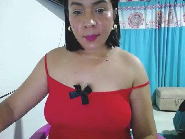 Freechat pregnantsaraxxx on BongaCams