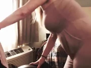 _toofunnysluts_ on Chaturbate 