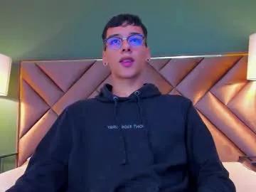 aiden_royce — Panths off 10min [9 tokens left] #18 #feet #twink #bigdick #latino