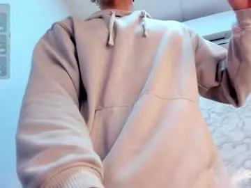 akazaboy on Chaturbate 