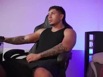 alan_muscle — Welcome to my room! Cum for Us Alan [3000 tokens left] #latino #bigcock #fit #muscle #master