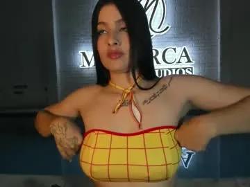 Freechat annedixie on Chaturbate