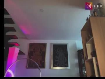 annie_snow_ on Chaturbate 