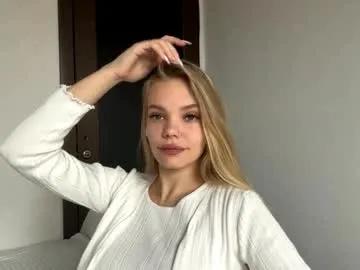 argeliaboivin — Goal: Playful wink <3 Hi, my name is Amelia^^^ I'm a #newbie and this is my first day #shy #nonude #18 #blonde girl [1 tokens remaining]