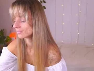 Freechat artease on Chaturbate