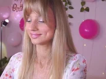 Freechat artease on Chaturbate