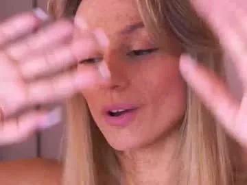 Freechat artease on Chaturbate