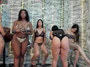 Freechat badgirls_000 on Chaturbate