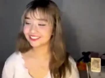 Freechat clary_cloud on Chaturbate