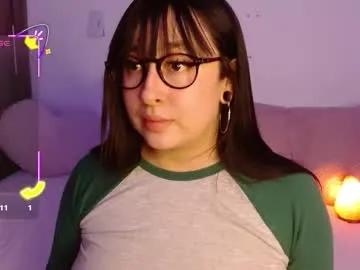 Group crystalitesq on Chaturbate