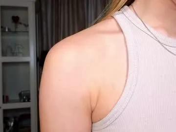 cute_fox_girl — I'am back! Goal: Look on my nipples through wet top  #18 #blonde #new #young #shy  [292 tokens remaining]