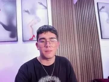 cyrus_wlaker — GOAL: spit nipple [10 tokens remaining] Welcome to my room! #latino #twink #bigcock #bigass #new
