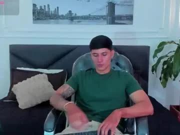 Freechat damian23_ on Chaturbate