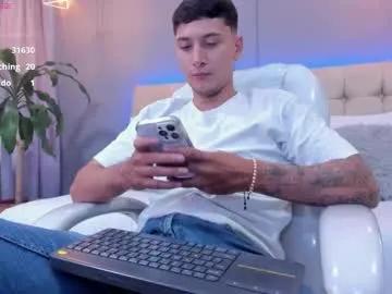 Freechat damian23_ on Chaturbate