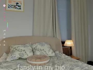 Group darklycurious on Chaturbate