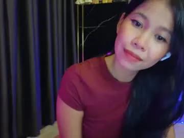 Freechat deedeedoll on Chaturbate