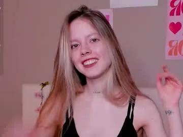 denaebeste — Hi ! I am beginner model here ! Let's just fun GOAL: I want to lick my lips beautifully imagining your dick #new #shy #skinny #18 [21 tokens remaining]