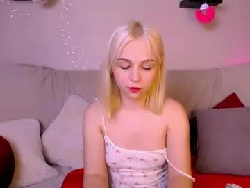 elenamonroee on Chaturbate 