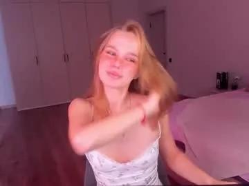 feel_our_vibe on Chaturbate 