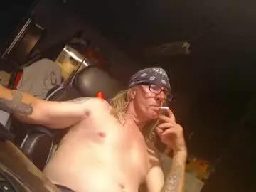 Freechat handyman5303 on Chaturbate