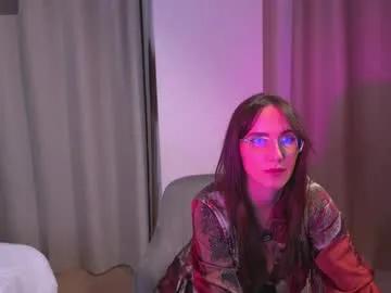 Freechat hell_lo on Chaturbate