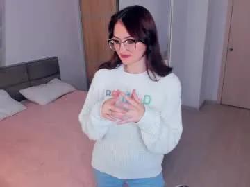 Freechat inellcanty on Chaturbate