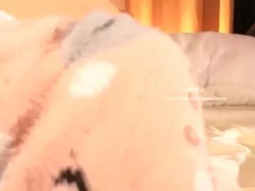 Freechat isabeyferrec on Chaturbate