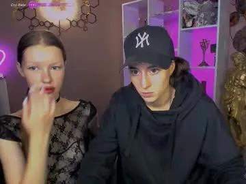 Freechat khloebeauty on Chaturbate