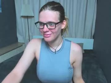 kiki_krash on Chaturbate 