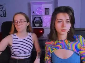 kitniss_dreamy — GOAL: flash tits [444 tokens remaining] Welcome to my room! #lovense #bigass #teen #mistress #18