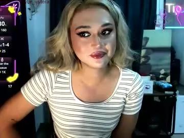 Freechat kylie_iyutera on Chaturbate