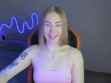 larakrein_lk — topless #sissy #nonude #pvt #mistress #dirtytalk [2222 tokens remaining]