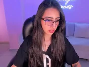 Freechat larisasmirnov on Chaturbate