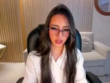 Freechat larisasmirnov on Chaturbate