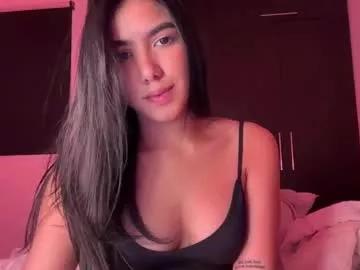 Away latinella on Chaturbate