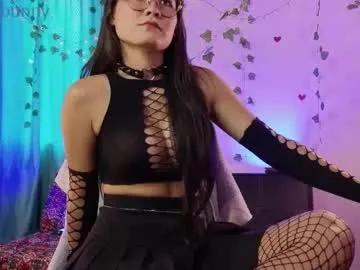 lily_bunny_1 on Chaturbate 