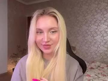 lissablush_ — I'm Lissa and I really love your attention and gifts! thank you for being here<3 #new #bigboobs #bigtits #bigass #blonde