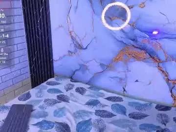 Freechat maevekuro on Chaturbate