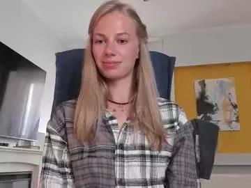 Freechat magic_couple13 on Chaturbate