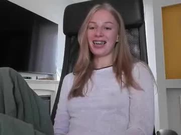 Freechat magic_couple13 on Chaturbate