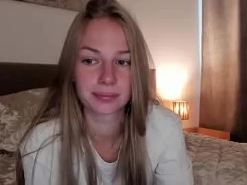 Freechat magic_couple13 on Chaturbate