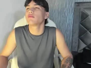 Freechat mike_harper_ on Chaturbate